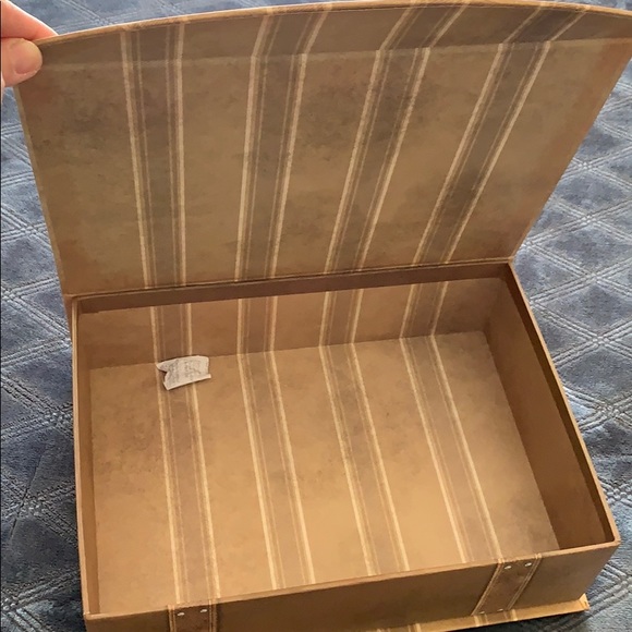 Punch Studio Travel Storage Box - Picture 3 of 16